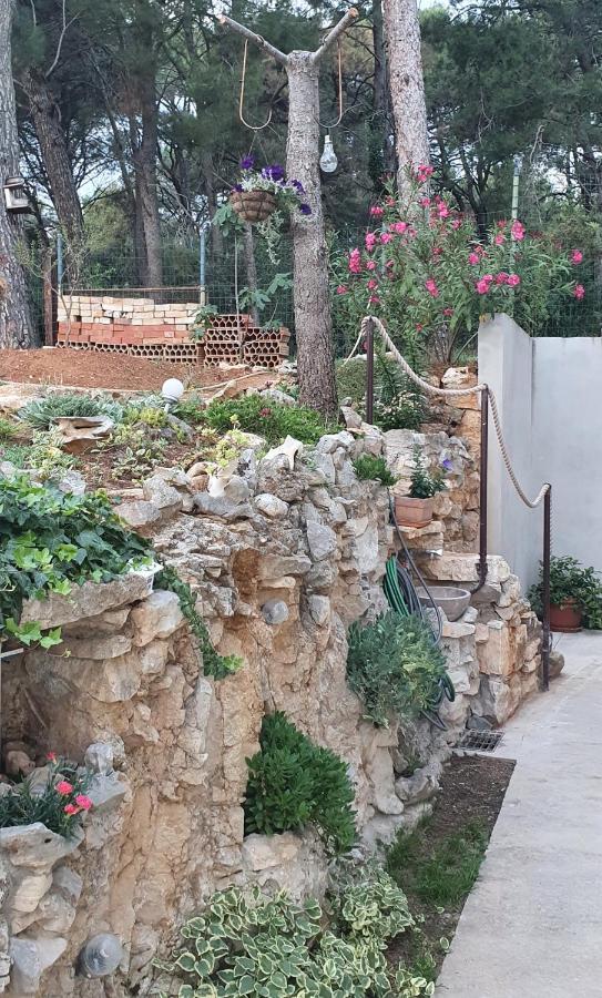 Apartman Tika Pola Esterno foto